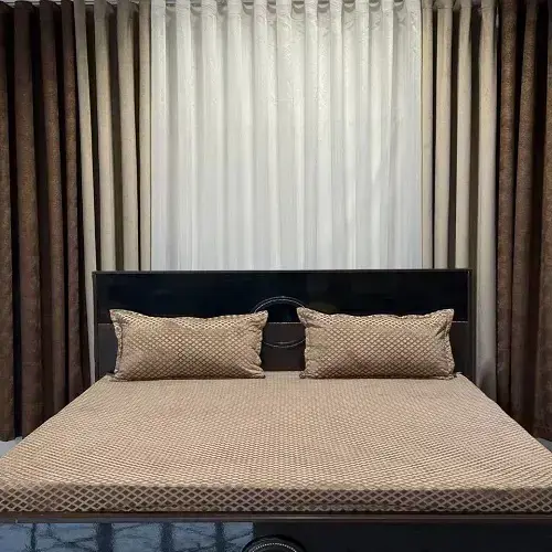 کاور تشک تخت؛ راهنمای کامل خرید برای افزایش عمر تشک و خواب راحت