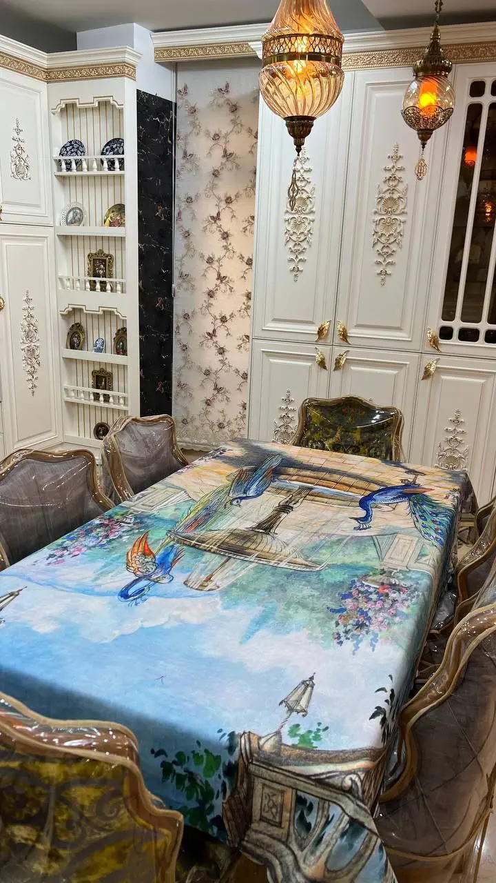 رومیزی مخمل شانل درجه یک طرح نقاشی زیبا B20066 - 1