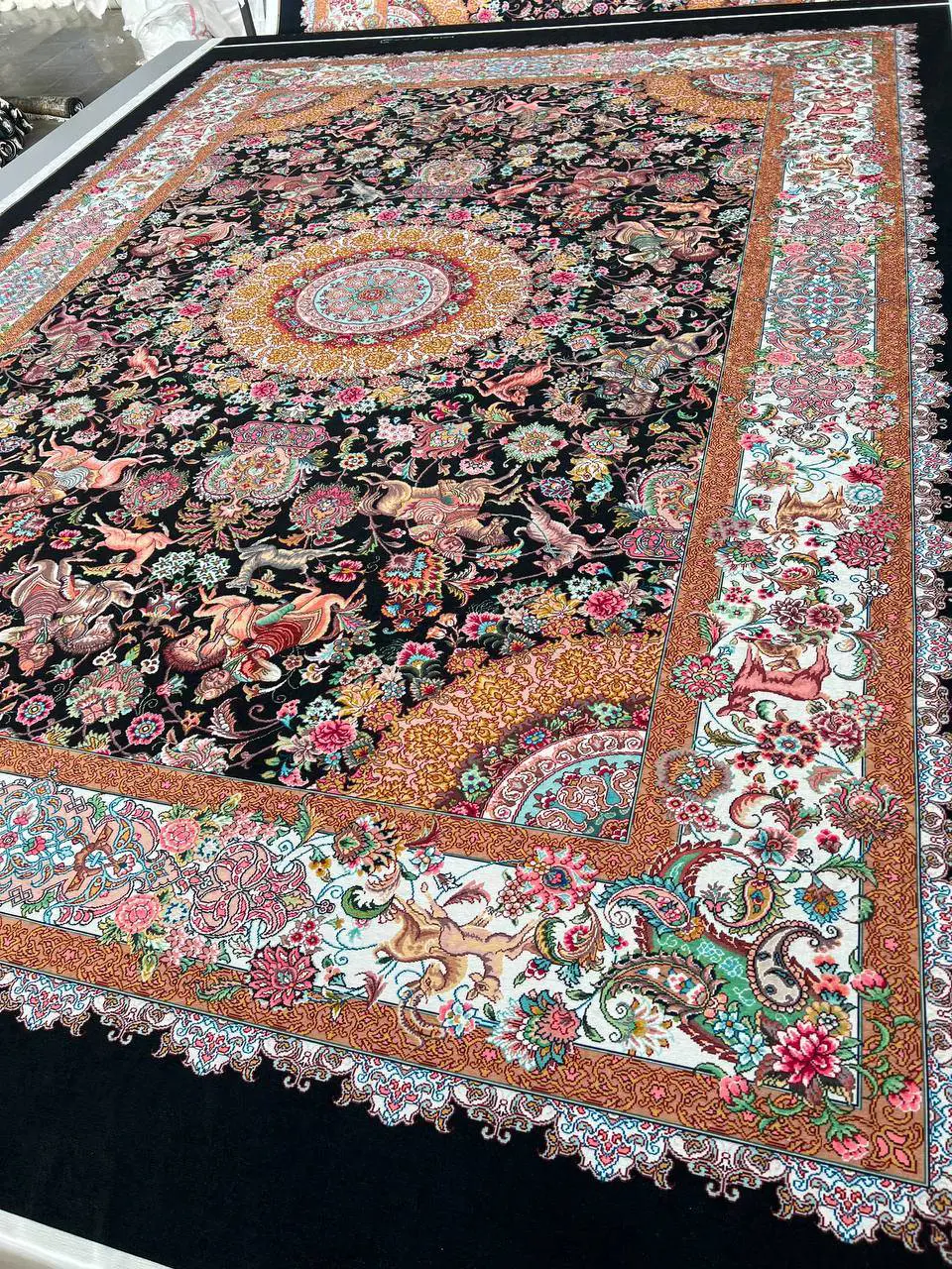 روفرشی کشدار مخمل شانل تراکم بالا (کاور فرش) کد A235 - 1