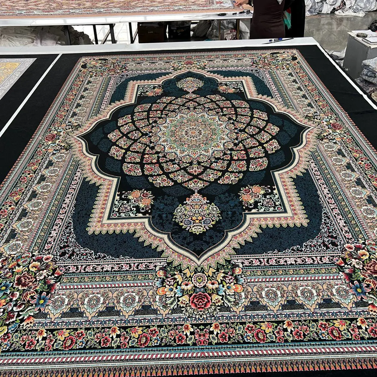 روفرشی کشدار مخمل شانل تراکم بالا (کاور فرش) کد A288 - 1