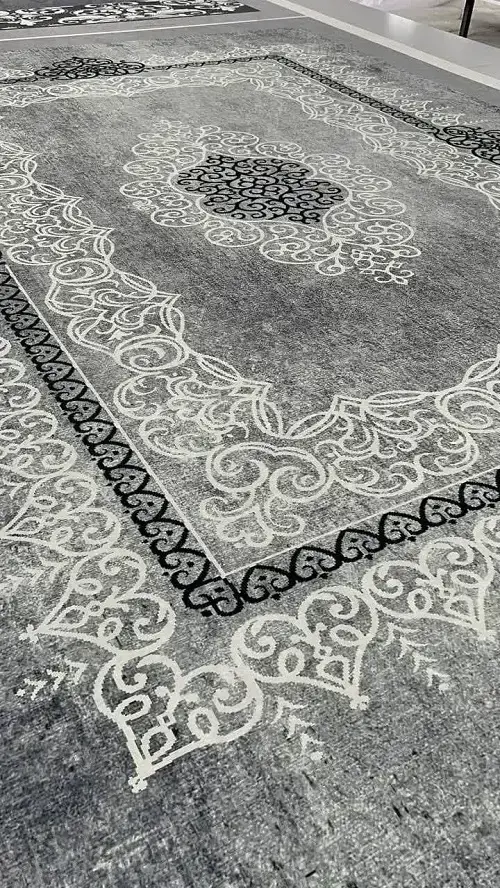 روفرشی کشدار مخمل شانل تراکم بالا (کاور فرش) رنگ طوسی کد A437 - 1