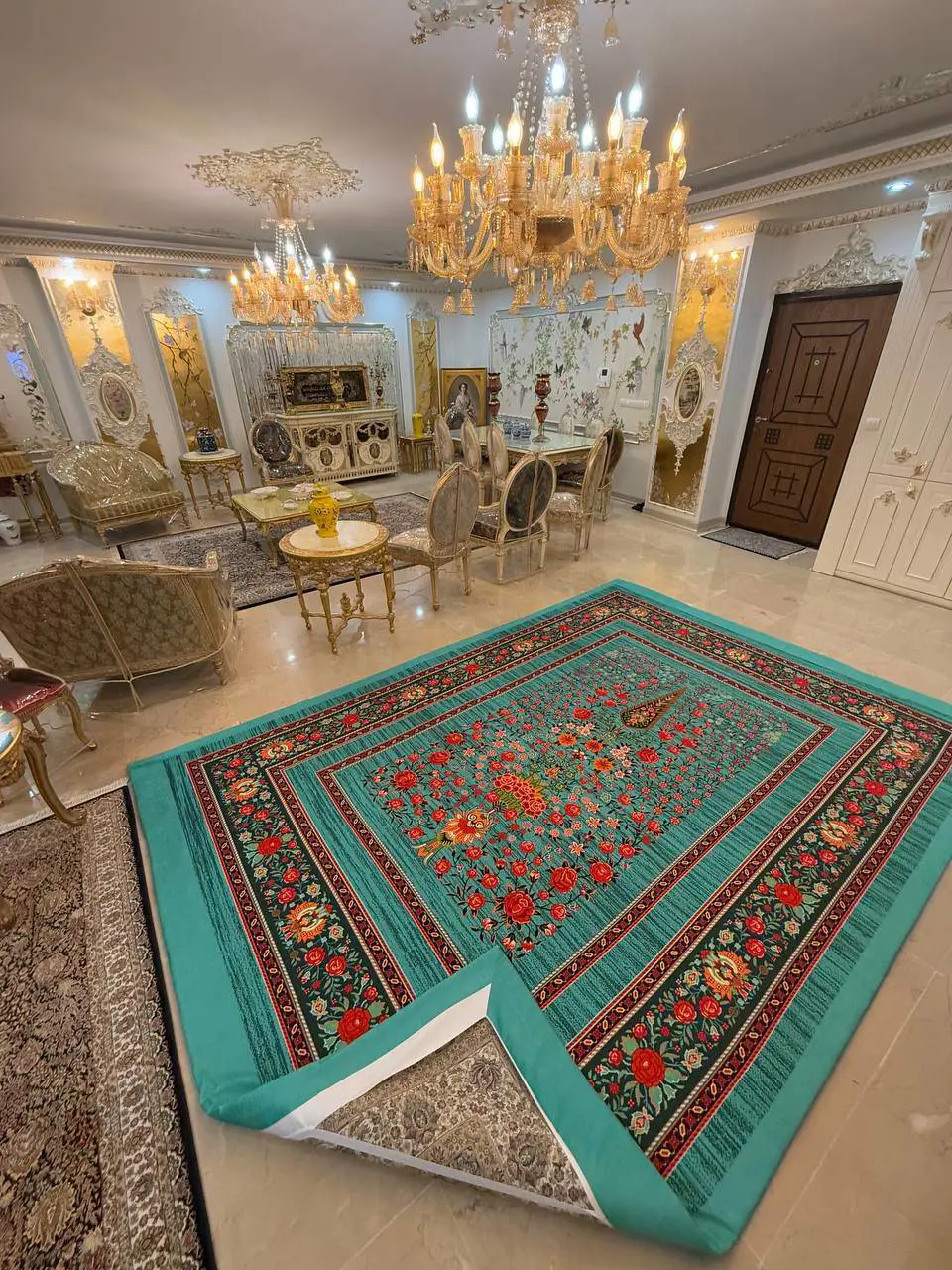 روفرشی کشدار طرح فرش ماشینی کد B2652 - زمینه سبز و آبی - 1