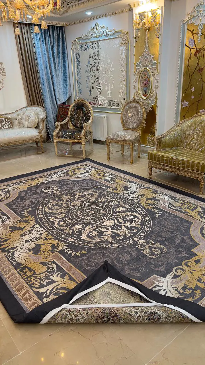 روفرشی کشدار طرح کلاسیک کد B1881 - زمینه طوسی و طلایی - 1