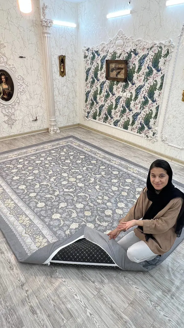 روفرشی کشدار کد B2161 - زمینه طوسی و کرم - 1