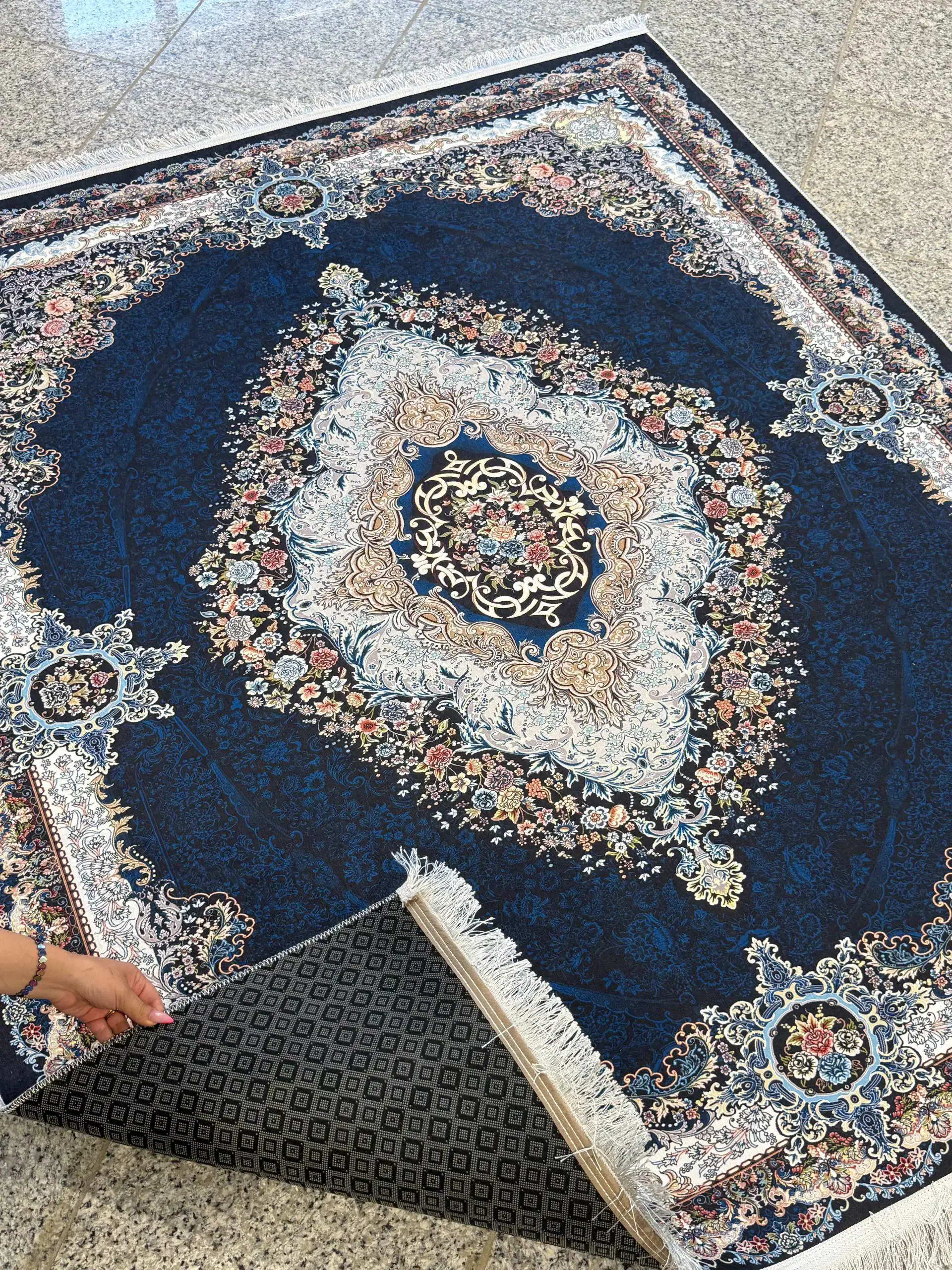 فرشینه ترمزدار اصیل تبریز سرمه‌ای و کاربنی B0905 - 1