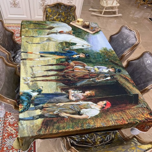 رومیزی مخمل چیست و چرا این‌قدر محبوب شده است؟